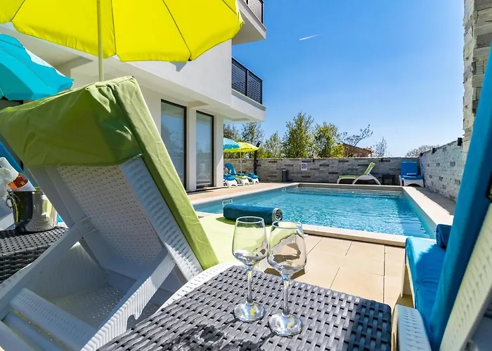 아파트 Cindric Ii